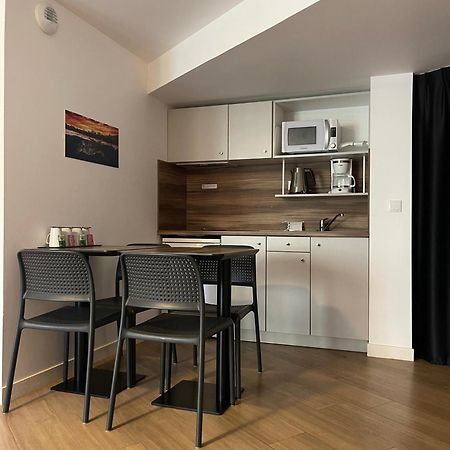 Athome Residence Et Spa Ла-Рошель Экстерьер фото