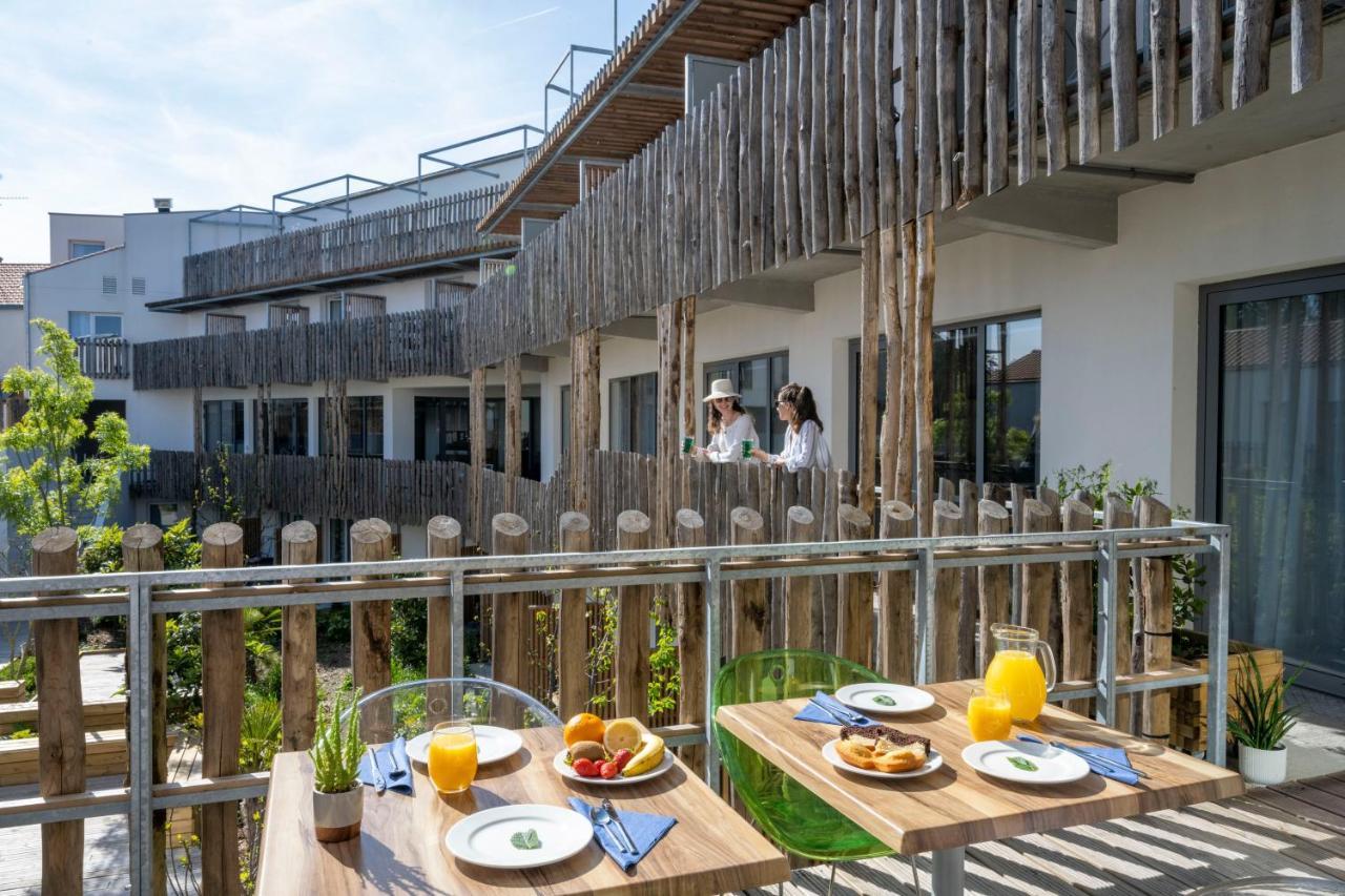 Athome Residence Et Spa Ла-Рошель Экстерьер фото