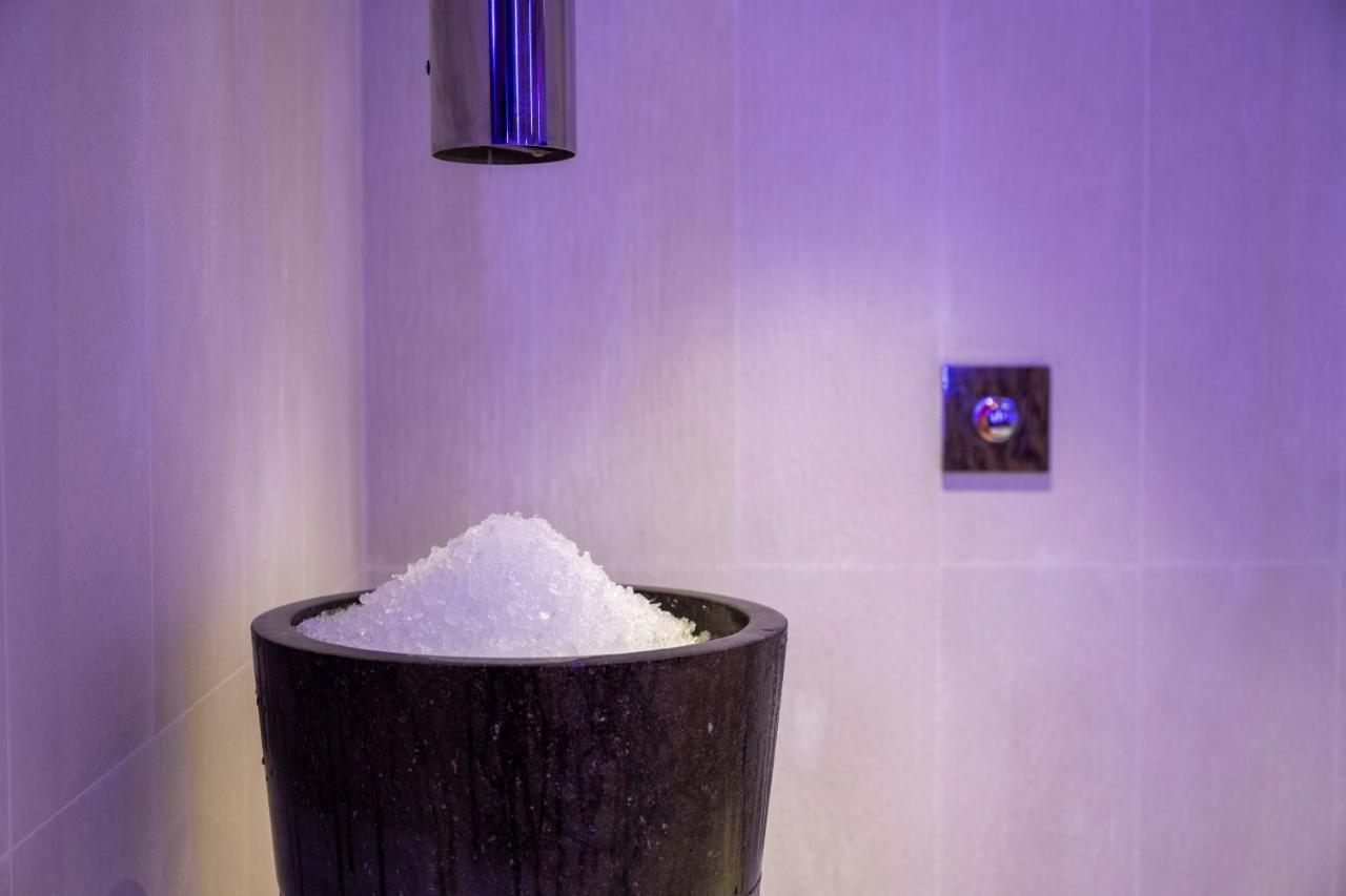Athome Residence Et Spa Ла-Рошель Экстерьер фото