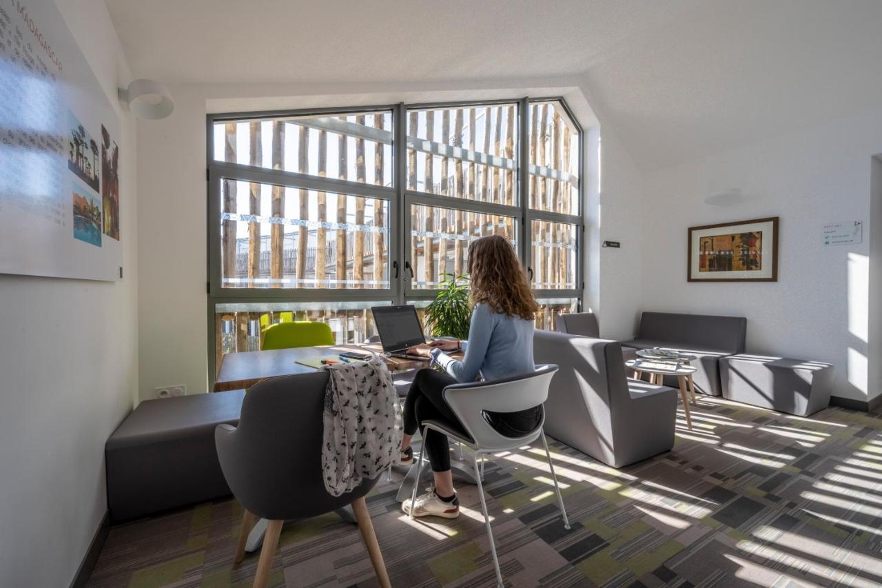 Athome Residence Et Spa Ла-Рошель Экстерьер фото