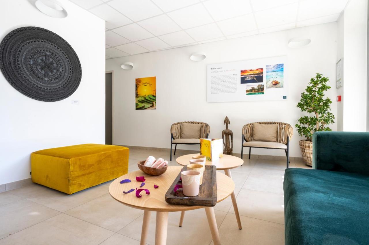 Athome Residence Et Spa Ла-Рошель Экстерьер фото