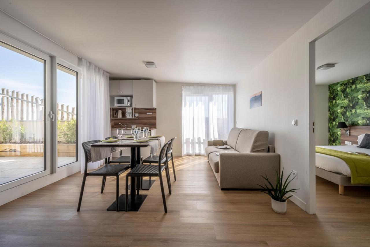 Athome Residence Et Spa Ла-Рошель Экстерьер фото